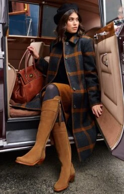 Ladies Extra Fit Suede Riding Boot